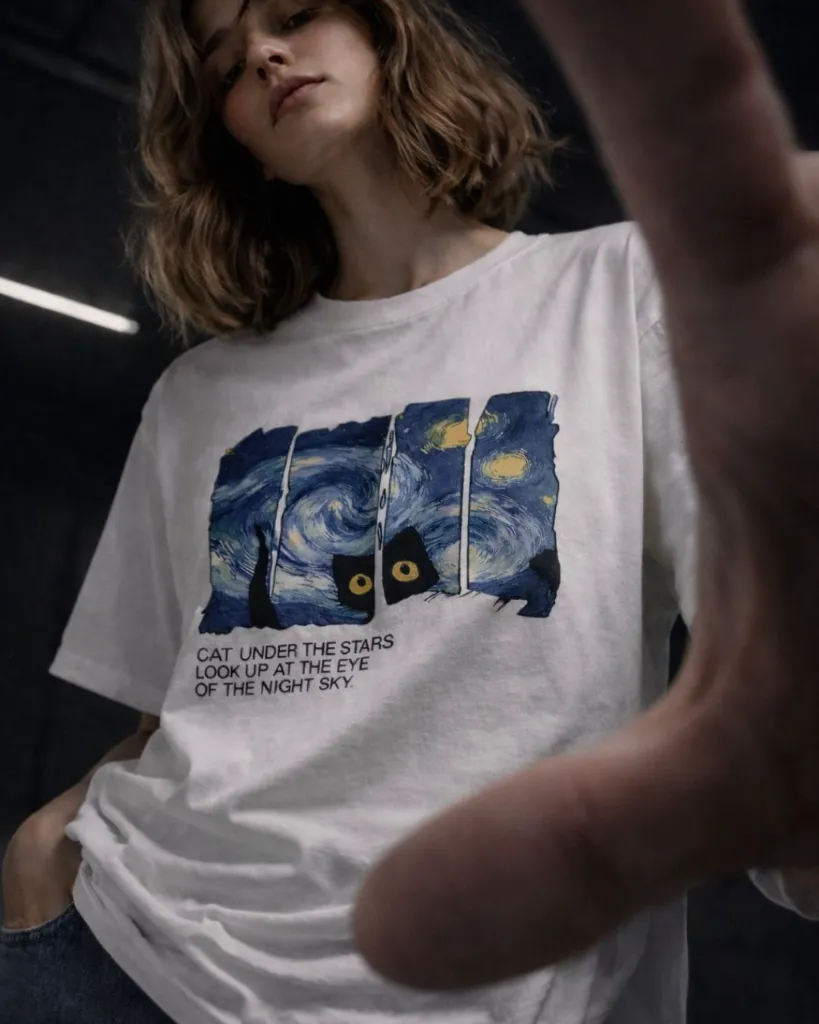 T-shirt_Oversize_Cat_Eye.webp